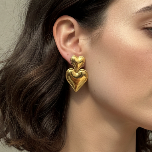 Double heart stainless steel earrings, simple, cute, and lightweight.